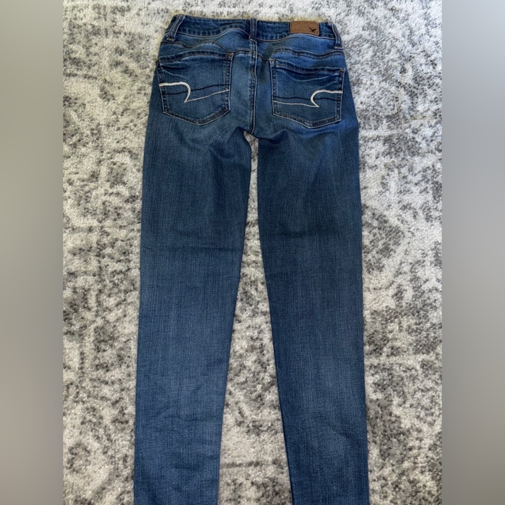 American Eagle Outfitters Super Stretch Jegging Medium Wash Size: 0 Short